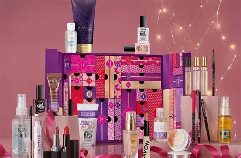 Calendari dell’Avvento beauty e make up 2024: i migliori.